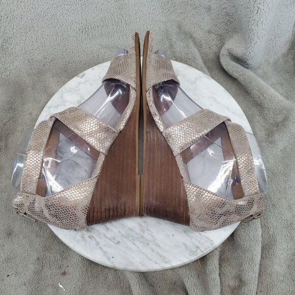 Sofft Shoes Womens Size 7 Brown Shimmer Leather Mauldin Strappy Sandals - Picture 6 of 11